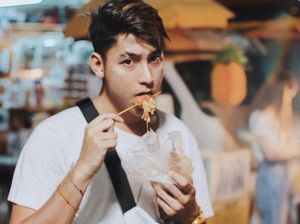 Ini Gaya Makan Krisjiana Baharudin, Model Ganteng Teman Dekat Siti Badriah