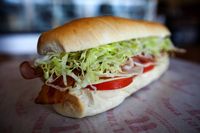 Lewat Pengantar Sandwich Wanita Ini Dapati Kekasihnya Selingkuh