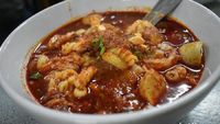 Seuhah! Ini 5 Makanan Pedas Nendang yang Bikin Ketagihan