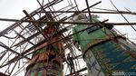 Perawatan Patung Ondel-ondel Jelang Asian Games