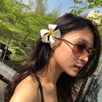 Bagaimana menurutmu dengan penampilan Delilah, gadis cantik yang disebut sebagai ratu Tik Tok ini? Foto: Instagram @cicibeby19