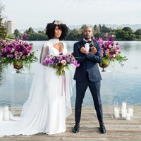 Pasangan ini merupakan penggemar film Black Panther. Mereka pun melakukan prewedding dengan tema film garapan Marvel tersebut. Foto: dok. Chloe Jackman