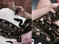 Guru Cantik Hobi Main Ular Curi Perhatian Netizen