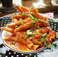 Seuhah! Ini 5 Makanan Pedas Nendang yang Bikin Ketagihan