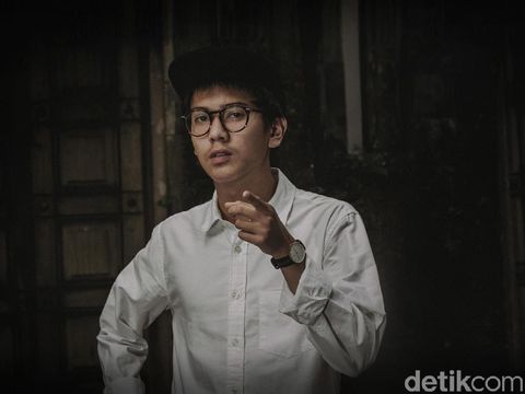 Di Luar Akting, Iqbaal Ramadhan Taruh Perhatian pada Pendidikan