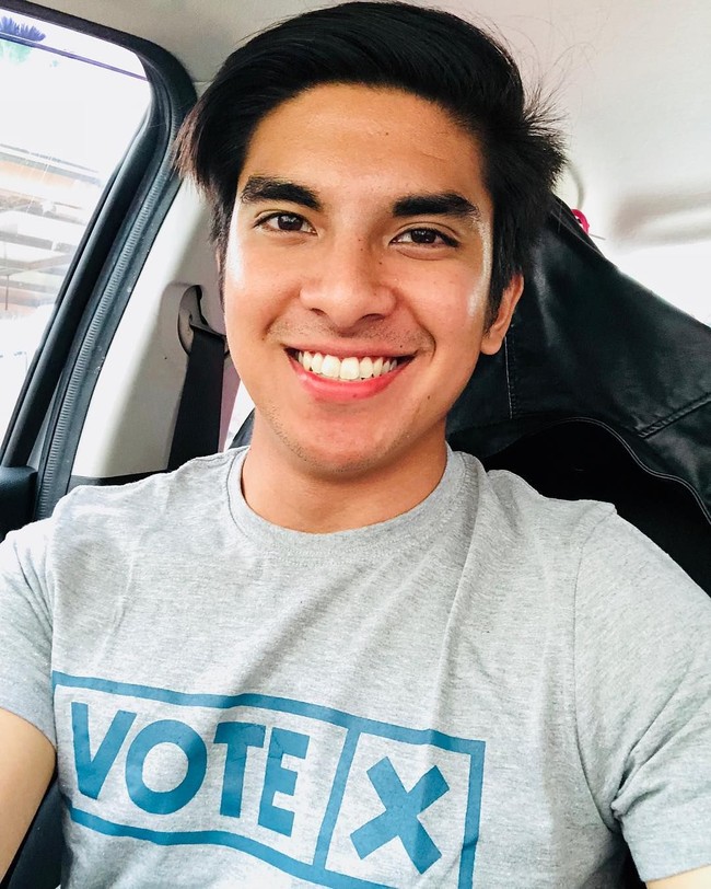 Malaysia punya Menteri Pemuda dan Olahraga baru yang mencetak sejarah. Adalah Syed Saddiq Syed Abdul Rahman yang tahun ini akan menginjak usia 26 tahun. Foto: Syed Saddiq (Instagram)