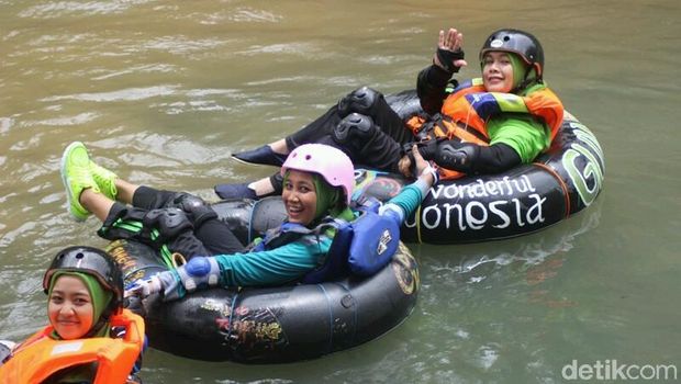 Sensasi River Tubing/