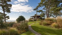 Pulau ini hanya lima menit perjalanan dengan kapal dari daratan Connecticut. Istimewa/mansionglobal.