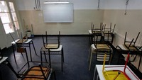 Tak terlihat adanya aktivitas kegiatan belajar dan mengajar di sekolah-sekolah tersebut. Martin Acosta/Reuters.