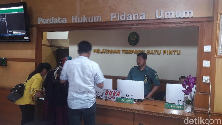 Bau Pungli Berkas Bacaleg, Pengawasan MA Dinilai Masih Lemah Bau Pungli Berkas Bacaleg, Pengawasan MA Dinilai Masih Lemah