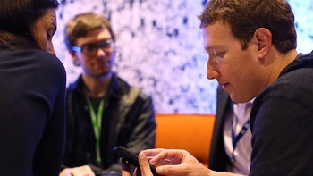 Pada bulan April, Zuck yang merupakan pendiri dan CEO Facebook, terhitung memiliki kekayaan senilai USD 66 miliar. Kekayaan tersebut turun dari USD 75 miliar akibat skandal kebocoran data. (Foto: GettyImages)