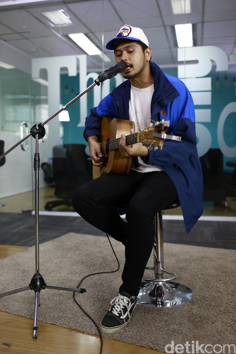Petra Sihombing Bisikkan Bocoran Soal Album Baru Petra Sihombing Bisikkan Bocoran Soal Album Baru