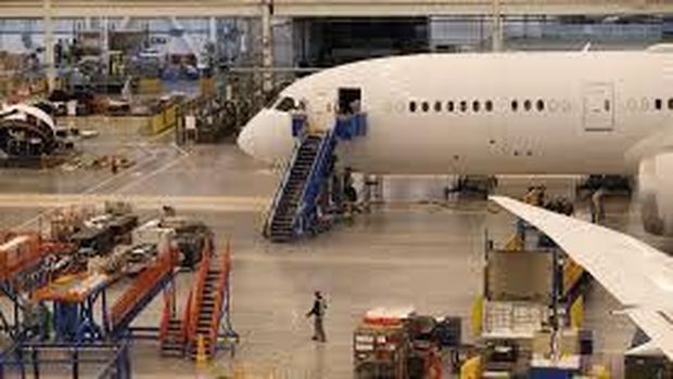 A Boeing 787-10 aircraft A Boeing 787-10 aircraft being built for Singapore Airlines sits in the Final Assembly Area before a delivery ceremony of the first Boeing 787-10 Dreamliner at Boeing South Carolina in North Charleston, South Carolina, United States March 25, 2018. REUTERS/Randall Hill