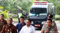 Irwandi terjaring OTT di Pendopo Gubernur, Selasa (3/7) malam. KPK menyebut total uang yang disita dalam operasi tangkap tangan (OTT) di Aceh yaitu Rp 500 juta.