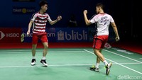 Marcus Gideon/Kevin Sanjaya berhasil memetik kemenangan usai mengalahkan pasangan Mohammad Ahsan/Hendra Setiawan.