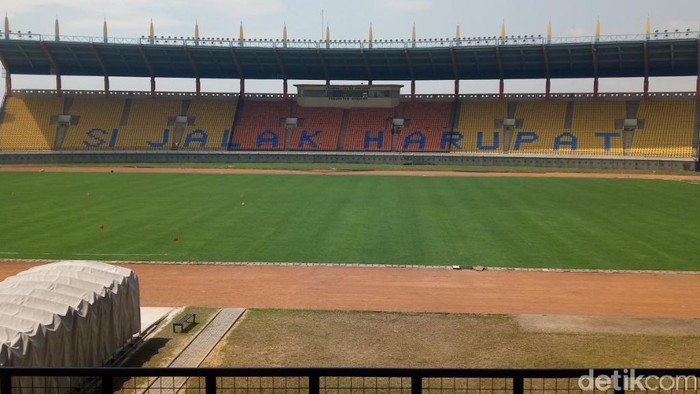Stadion Si Jalak Harupat