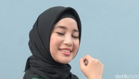 Chacha Frederica ditemui usai acara Brownies Trans TV, Mampang, Jakarta Selatan, Selasa (3/7). Foto: Pool/Noel/DetikFoto.