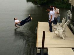 Ringkusan Foto Sempurna di Momen yang Tepat