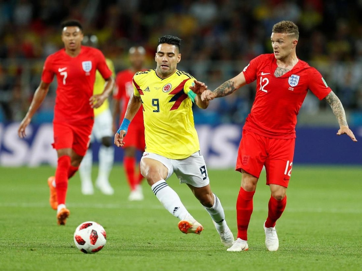 Laga Kolombia vs Inggris diminta diulang karena dianggap ada keputusan wasit yang salah. (Foto: Reuters)