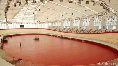 Megahnya Arena Balap Sepeda Velodrome Kebanggaan Indonesia