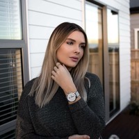 Wanita berusia 24 tahun ini juga menjelaskan keputusannya untuk mendapatkan pembesaran payudara. Anda tidak bisa ikut ke pemotretan Playboy dengan satu payudara. Itu semua terjadi sangat cepat, ungkap Sarah seperti dikutip dari Daily Mail. Foto: Instagram