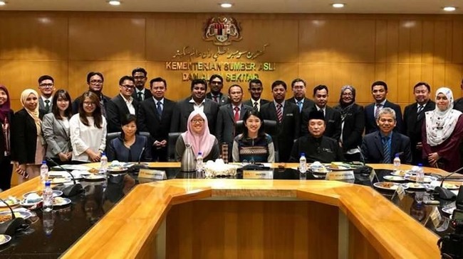 Dua Srikandi Muda Penjaga Energi Malaysia