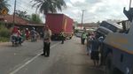Foto: Kecelakaan Bus Tewaskan 7 Orang di Sumsel