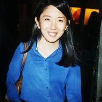 Ini sesuatu yang memalukan. Ketika itu, saya tahu politik penting demi kepentingan negara. Saya pun besar di sebuah kota kecil, maka saya pikir, biarlah saya kawin dengan seorang ahli politik. Ketika itu wanita masih kurang keluar. Tapi setelah itu saya sadar wanita boleh membawa perubahan secara sendiri, ungkapnya kepada Astro awani. Foto: Instagram @yeobeeyin