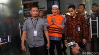 Dia pun menyatakan sedang mengurus pengunduran diri sebagai DPD. 