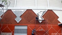 Tahap pembangunan Velodrome pun sudah mencapai tahap akhir dengan tingkat pengerjaan bangunan sudah 90% dan siap digunakan untuk Asian Games 2018 pada Agustus mendatang.