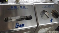 Pemerintah Jepang juga sangat peduli akan kebersihan. Disediakan banyak tempat sampah yang bisa sampai untuk 5 jenis sampah (Afif Farhan/detikTravel)