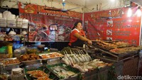 Harganya mulai dari 20 Peso (sekitar Rp 6.000) sampai 200 Peso (Rp 57 ribu), standar uang anak milenial. Semua harga itu tergantung dari makanan dan porsi yang traveler pilih. (Syanti Mustika/detikTravel)
