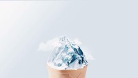 Wah, ini sih es benaran, bukan soft ice cream yang biasa tersaji di atas cone. Tapi bongkahan esnya terlihat seperti sebuah gunung, ya. Keren! Foto: Instagram 360brain