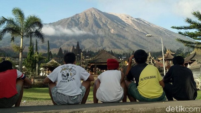 Anak-anak di Lereng Gunung Agung sudah tahu antisipasi jika gunung erupsi (Ardian-detik)