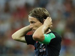 Luka Modric. Selain bikin dua gol dan dua kali sukses jadi algojo dalam adu penalti Kroasia, Modric juga punya usaha giringan bola (19) atau dribble sukses (13) lebih banyak daripada pemain lain di Piala Dunia 2018. (Foto: Albert Gea/Reuters)