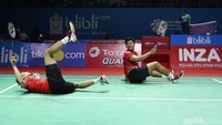 Di gim satu wakil Indonesia takluk 16-21 sebelum melakukan comeback 21-17 dan 26-24.
