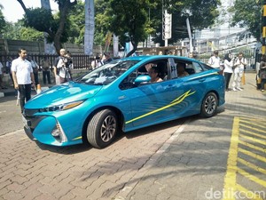 Sebelum Mobil Listrik, Indonesia Sebaiknya Pakai Hybrid Dulu