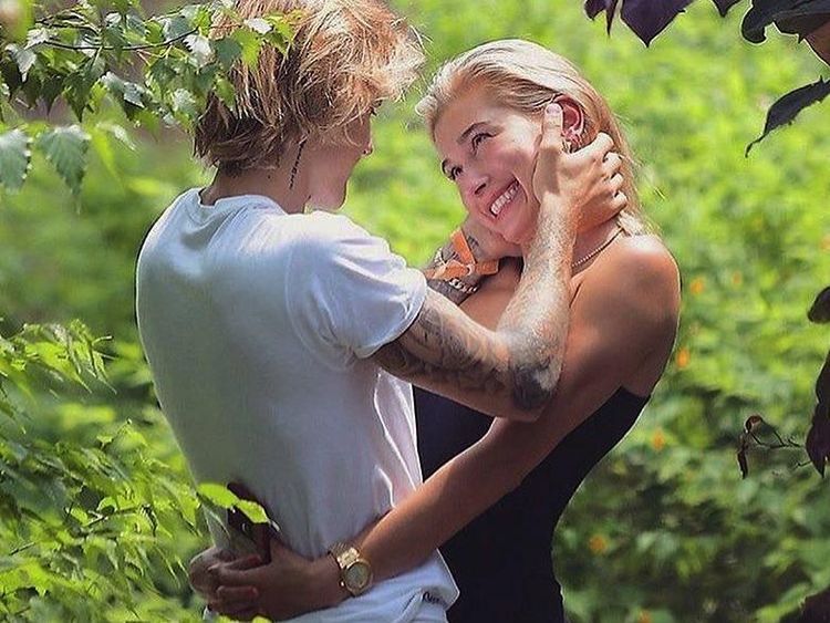 Ini Hailey Baldwin, Cewek Sporty yang Jadi Gebetan Justin Bieber