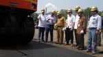 Keren, Plastik Jadi Campuran Aspal
