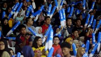 Begini suasana penonton yang memenuhi Istora Senayan, Jakarta, Rabu (4/7/2018).