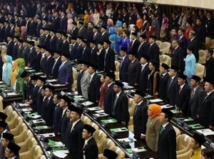 Mengubah Legislatif Kita