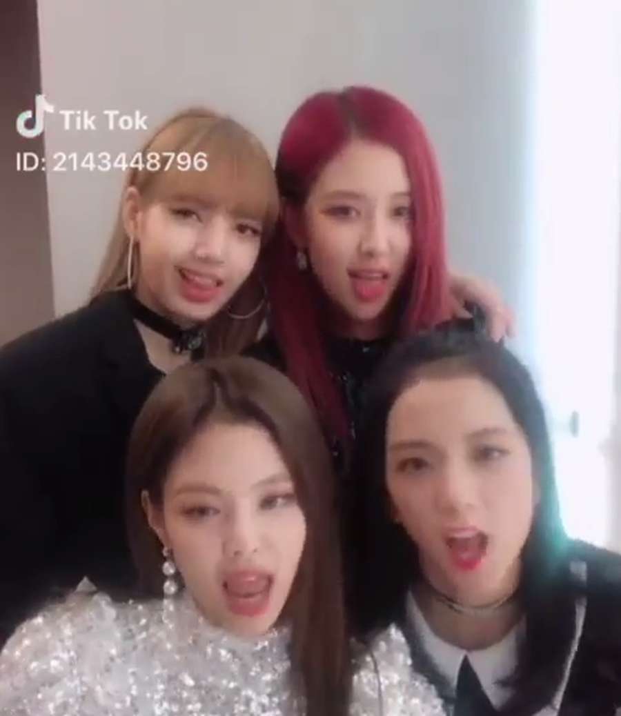 Artis K Pop Main Tik Tok Dipuji Bagaimana Di Indonesia Artis K Pop Main Tik Tok Dipuji Bagaimana Di Indonesia