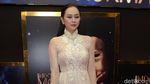 Aura Kasih Tampil Transparan di Karpet Merah