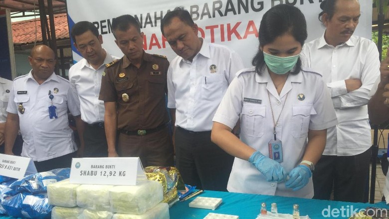 BNN Sita 1,3 Ton Sabu Selama Januari-Juni 2018 BNN Sita 1,3 Ton Sabu Selama Januari-Juni 2018