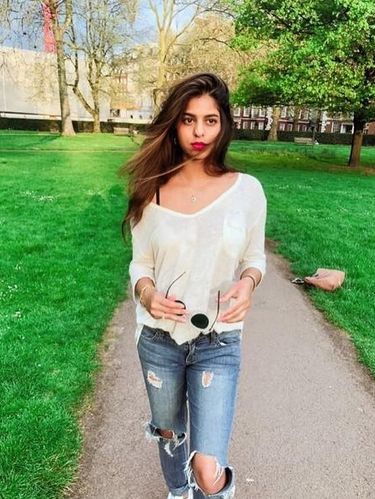 Pertama Kali, Putri Cantik Shah Rukh Khan Akan Eksis di Cover Majalah Vogue