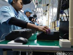 Intip Proses Pembuatan Ponsel Honor di Batam