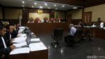 Kwik Kian Gie Bersaksi di Sidang BLBI