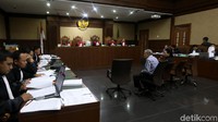 Kwik Kian Gie mengaku pernah menentang diterbitkannya Surat Keterangan Lunas Bantuan Likuiditas Bank Indonesia (SKL BLBI).