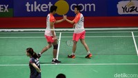 Meski lolos, Owi/Butet mengaku tak puas dengan performanya. Mereka masih kerap membuat kesalahan sendiri.