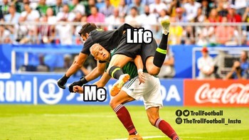 Di pertandingan berikutnya, Meksiko tak bisa berbuat apa-apa melawan Brasil. Foto: Istimewa